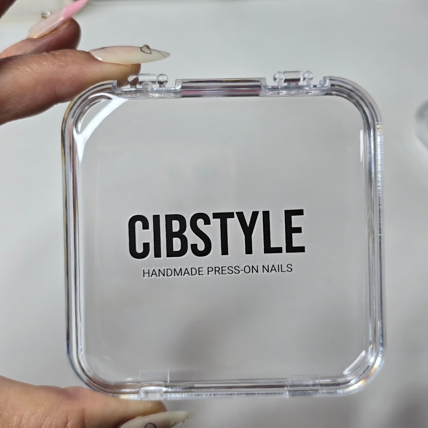 CIBSTYLE Clear Press On Nails Storage Boxes With Customized Logo (UV Transfer Labels)